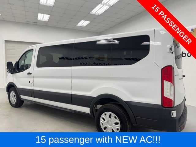 FORD TRANSIT BUS 15 PASSENGERS 